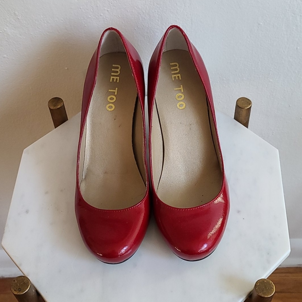 Classic patent leather red pumps